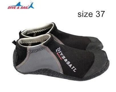 1.5MM Adults Scuba Neoprene Surf Beach Diving Snorkeling and Swim Shoes Snokling Keep Warm Beach Shoes Fishing Winter Swim Fins