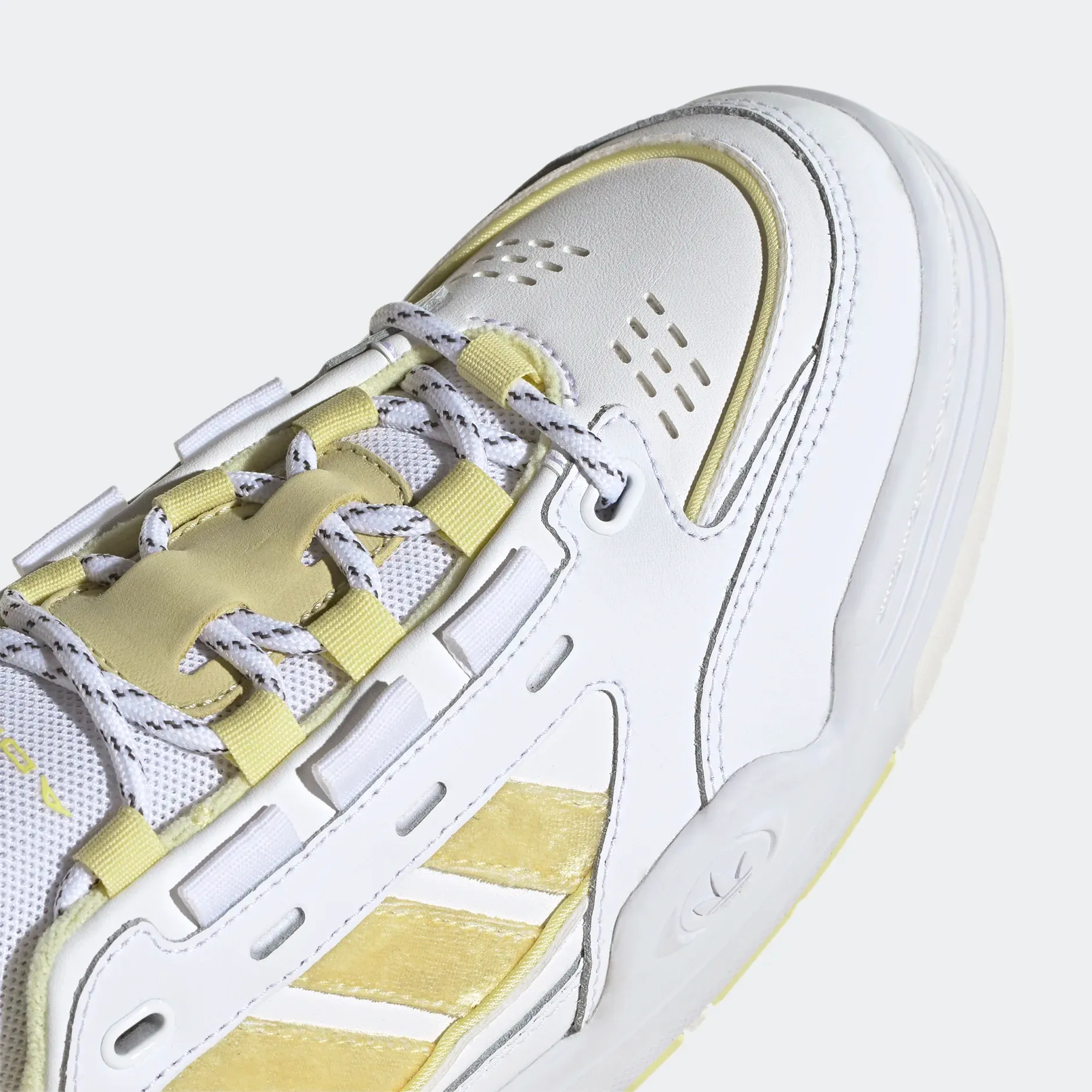 Adidas Women's ADI2000 Shoes - Cloud White / Almost Yellow