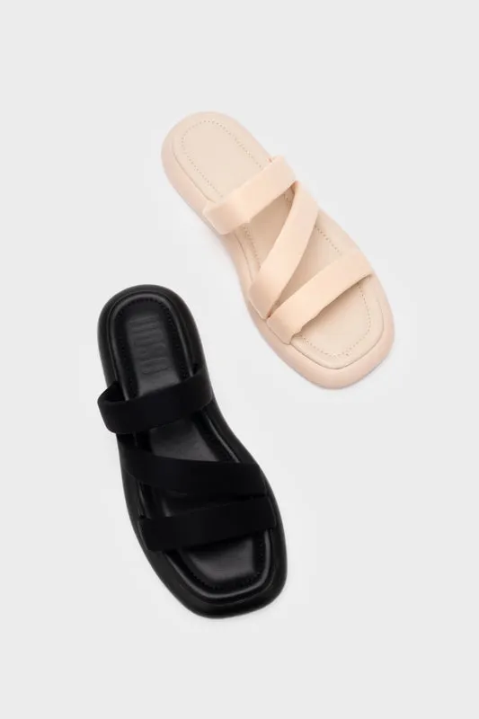 PADDED STRAPPY FLAT SLIDE