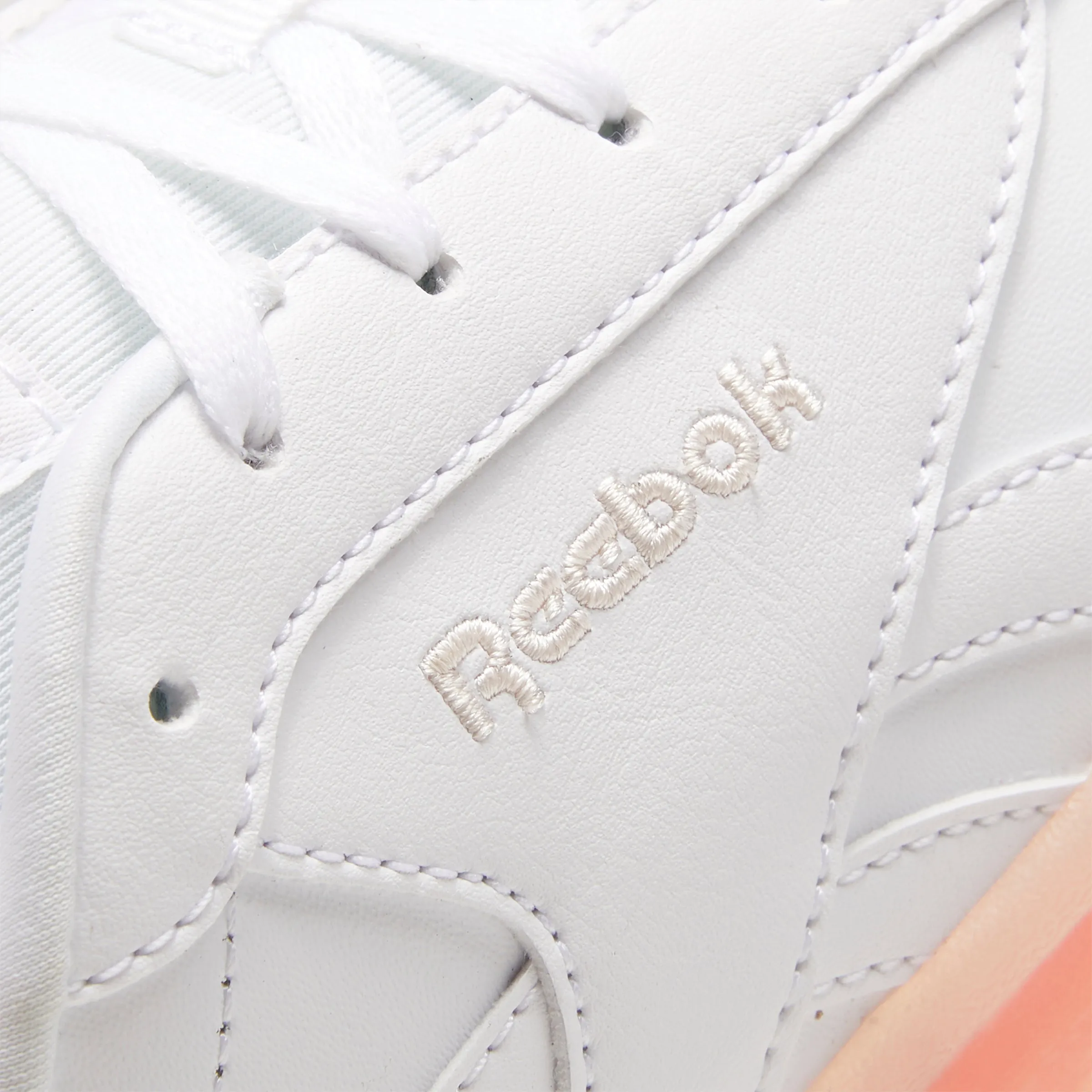 Reebok Footwear Women Reebok Royal Techque T Ce Shoes Ftwwht/Cerpnk/Ornflr