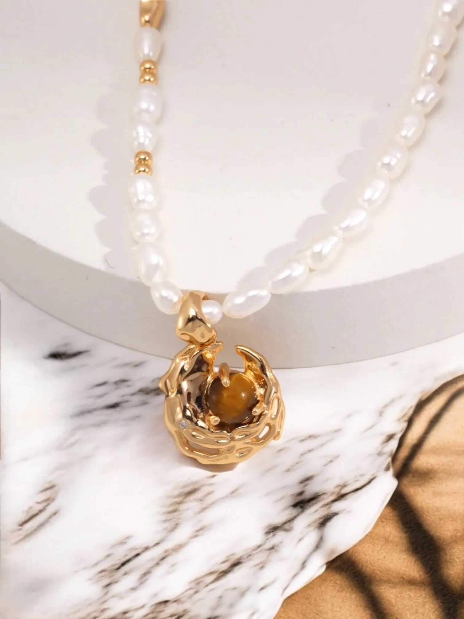 Tigrina - Tiger Eye Gemstone Pearl Necklace