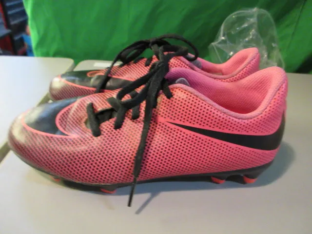 Used Nike Soccer Cleats Size 2