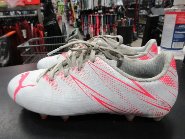 Used Puma Soccer Cleats Size 4.5